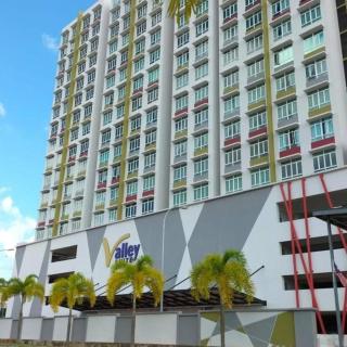 Gajah besi guesthouse - 4