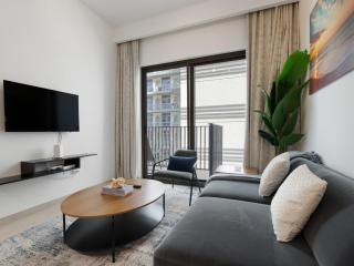 Serene 1BR Apartment in Al Furjan -Solace Stay - 9