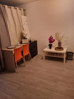 Proche Gare Arène & Carré d'art - Nîmes - 7