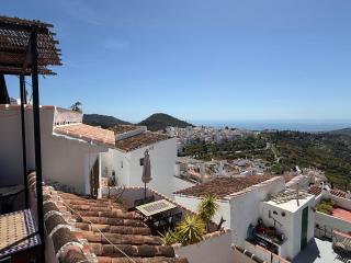 Beach and Mountains - Frigiliana - 0