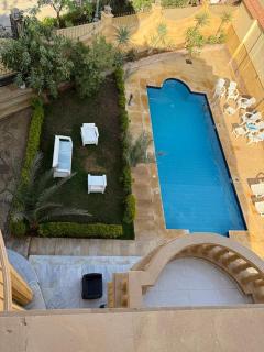 فيلا فندقيه مع حمام سباحه وحديقه - Il Cairo - 1
