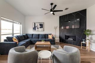 Frisco Border 3BR Retreat Fire Pit King Beds - Little Elm - 0