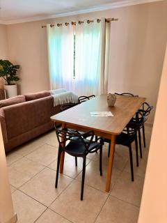 Apê 202 - Central, Garagem e Ar Cond - 2Q e 2B - 7