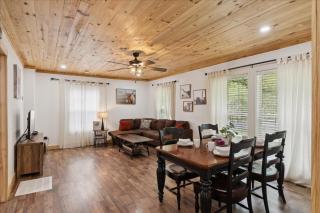 Creekside Retreat by Beyond Expectations - 6