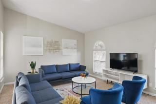 Luxury Retreat in Carrollton - Pool Patio & More - Carrollton - 9