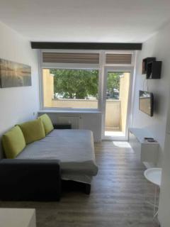 Studija su balkonu Palangos centre - 6