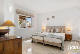 VIVI Homes - Tres Naranjos - Penthouse - pool - terrace - 3