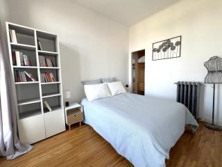 LE CASTEL Superbe appartement climatisé pour 4 personnes au centre ville de Hyères - Hyères - 1