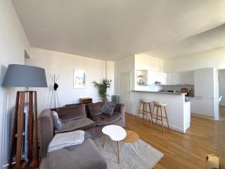 LE CASTEL Superbe appartement climatisé pour 4 personnes au centre ville de Hyères - Hyères - 6