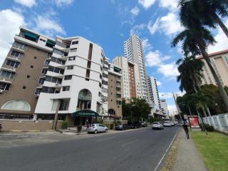 Apartamento cerca del Metro y Hoteles El Cangrejo - Panama City - 6