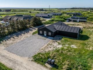 Holiday Home Agnes - 900m from the sea by Interhome - Ringkøbing - 2
