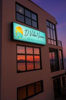 Exclusive Beachfront House with Pool Batangas 16pax - Lobo - 0