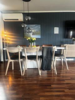 Villa - - 1