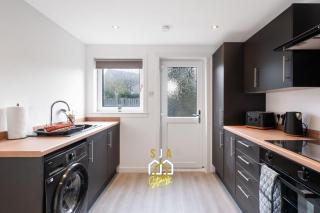 Forrest Road Stay - SJA Stays - Modern 2 Bed Apartment - Aberdeen - 2