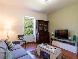 Apartment Schöner Augenblick by Interhome - Valloria - 0