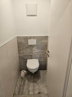 Modern 83 sqm apartment with large terrace - - 5