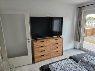 Modern 83 sqm apartment with large terrace - - 3