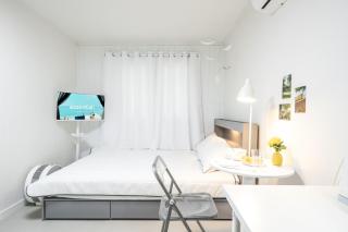 A Serene Gray Retreat - Seul - 0