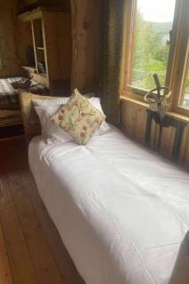 Holiday Home Shepherds Hut by Interhome - Balnain - 1