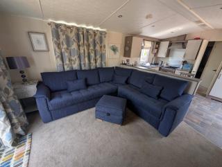 Hesket Caravan Park PLOT 42 3 pm check in Can sleep 6 with bed settee No commercial vans allowed - Carlisle - 8