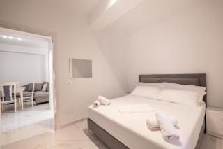 Cozy Apartment Steps from the sea - Saranda - 2