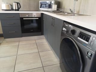 Junction 502, Menlo Park - Pretoria - 4