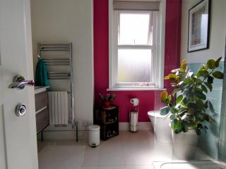 Charming 2-Bed Home in Eastbourne near seafront - Eastbourne - 6