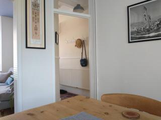 Charming 2-Bed Home in Eastbourne near seafront - Eastbourne - 4
