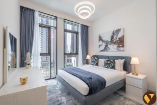 Vogue Vacation Homes, Creek Harbour Creek Crescent Waterfront Living Close to Downtown, Burj Khalifa and Dubai Mall, One Bedroom Apartment with Balcony and City View, Access to all Amenities - 7