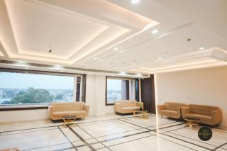 Hotel Raghukul Grand - Jāmb - 1