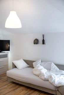 Emi Quiet & Cozy Stay - 1