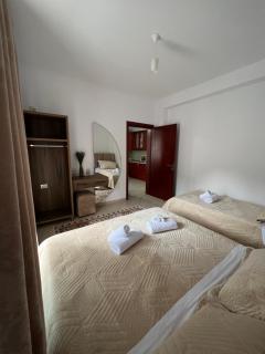 Castle View Apartment - Gjirokastër - 8