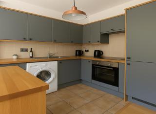 City Calm - St Katharine's Residences - 4