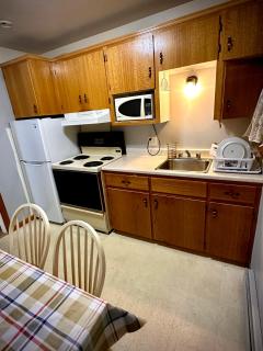 Aberdeen Motel - Whycocomagh - 1