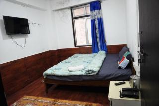 Hill top hotel - Gangtok - 5