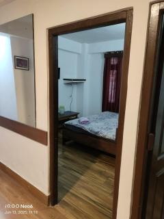 Hill top hotel - Gangtok - 4