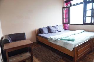 Hill top hotel - Gangtok - 2