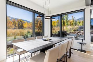Walk to Ski-Lift - Canyons Village Center Sleeps 13 - Park City - 4