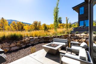 Walk to Ski-Lift - Canyons Village Center Sleeps 13 - Park City - 7