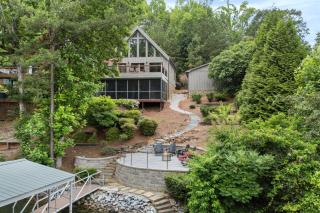 Lakefront Keowee Home with Dock, 14 Mi to Clemson - Seneca - 0