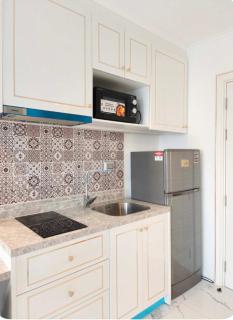 Empire Tower Luxury Suite - City View, Infinity Pool, Near Beach - Utilities included - 9