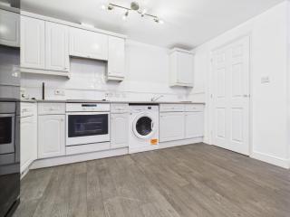 Modern ChaffordHundred Apartment Long Stay sleeps2 - North Stifford - 2