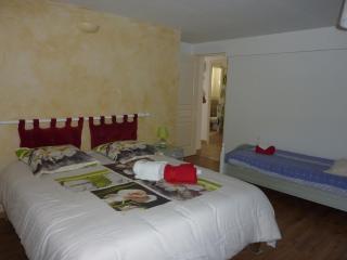 Appartement de 2 chambres en rez-de-chaussée d'une maison - Bardos - 1