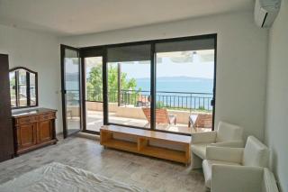 Six bedroom luxury villa with private pool in quiet residential area near beaches - 4