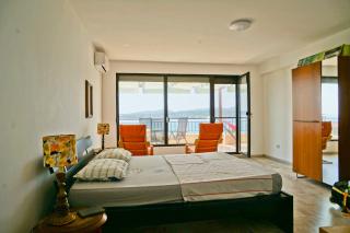 Six bedroom luxury villa with private pool in quiet residential area near beaches - 5