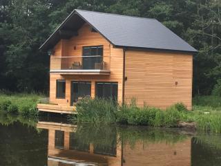 Lakeview House - Crawley - 0