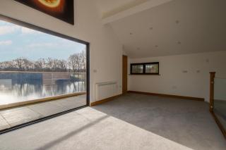Lakeview House - Crawley - 6