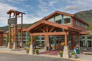 Holland America Denali Lodge - McKinley Park - 9