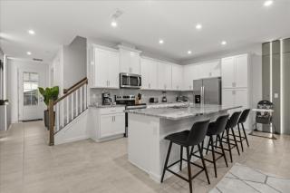 5 Bedrooms - 4,5 Bathrooms - Solara 2328Zp - Davenport - 5
