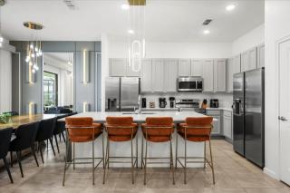 8 Bedrooms- 8 Bathrooms- Paradiso Grande 6265 Ss - Orlando - 2